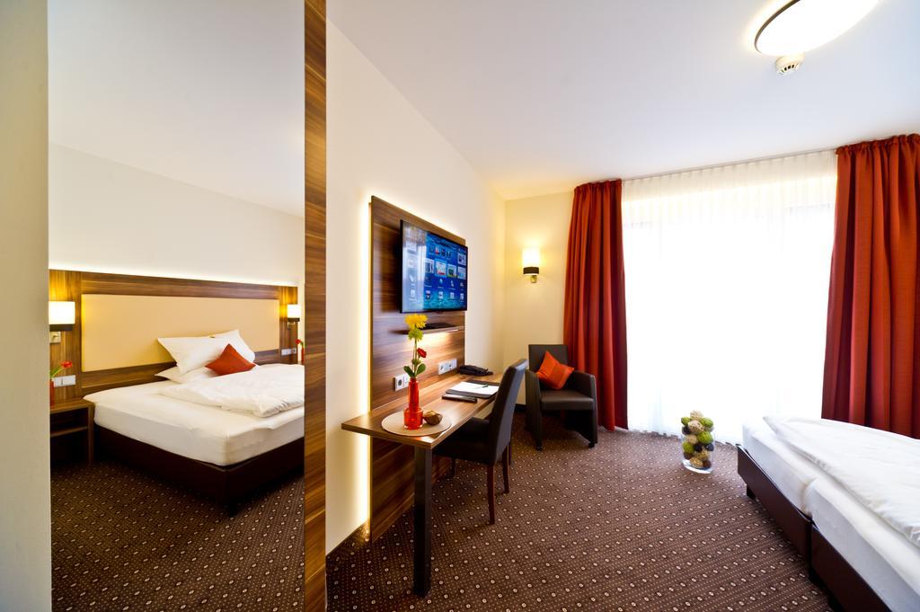 Wohlfuehl-Hotel Neu Heidelberg Ngoại thất bức ảnh